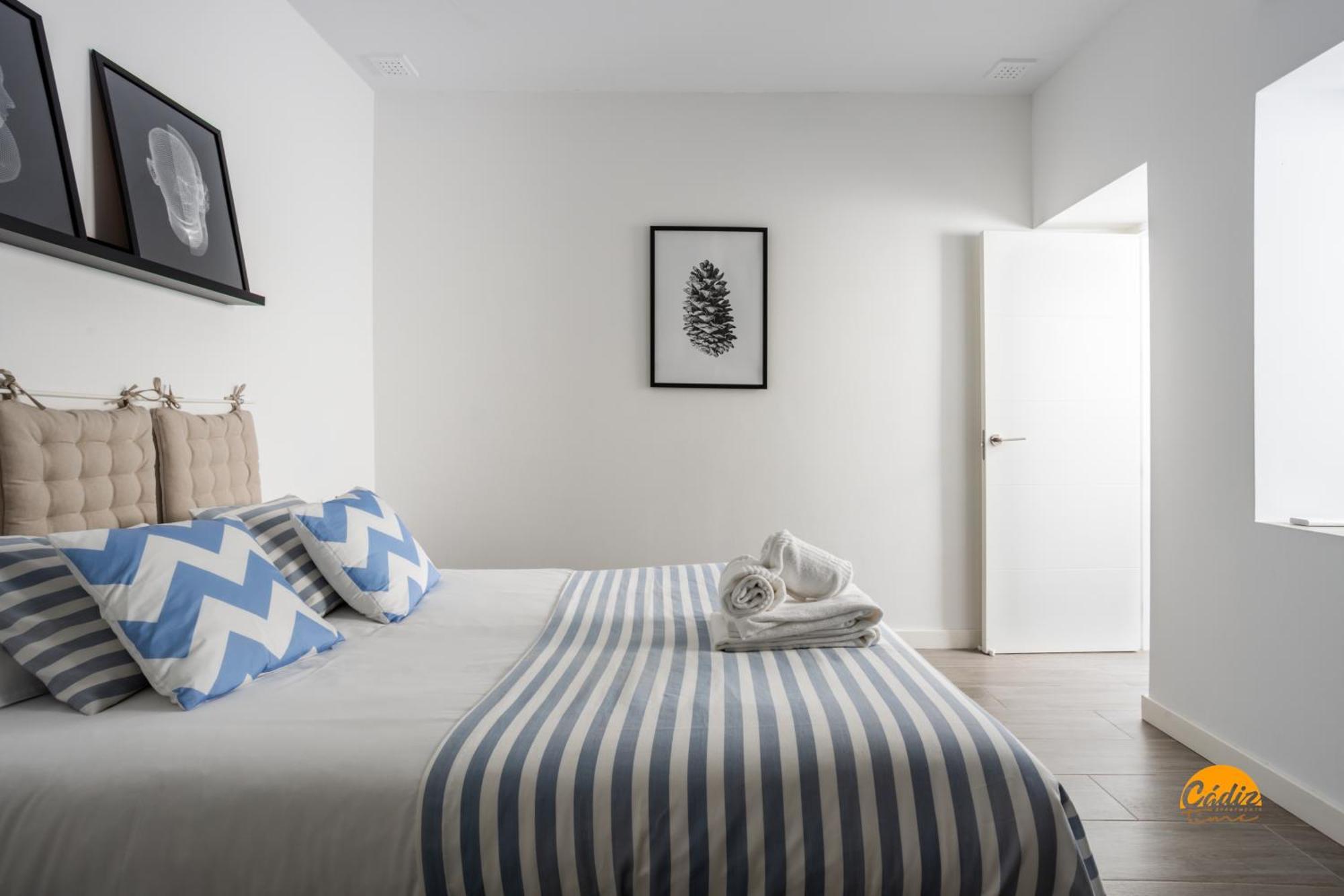 Apartamento Ático Catedral - WIFI - PETFRIENDLY - ECOFRIENDLY Cádiz Exterior foto